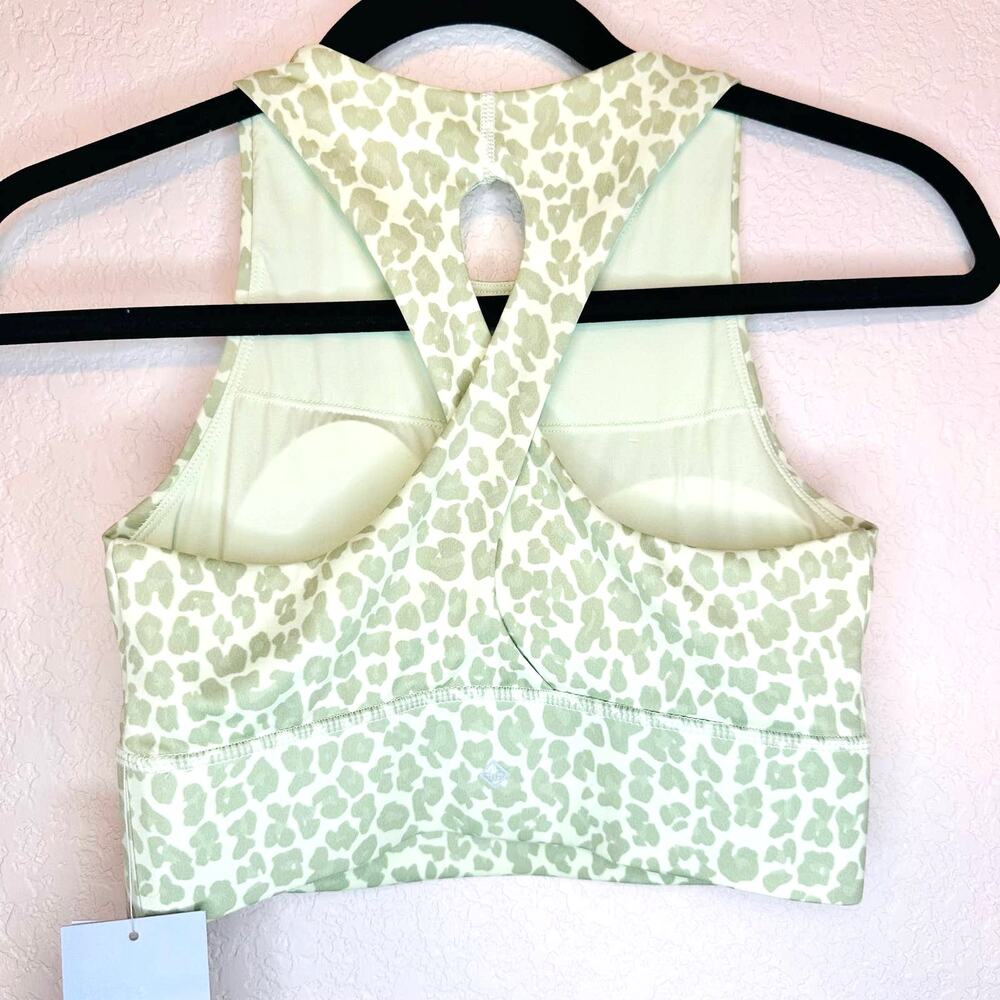 Antonio Melani Women's Green Leopard Print Scoop Neck Sports Bra Size XS - Picture 2 of 3